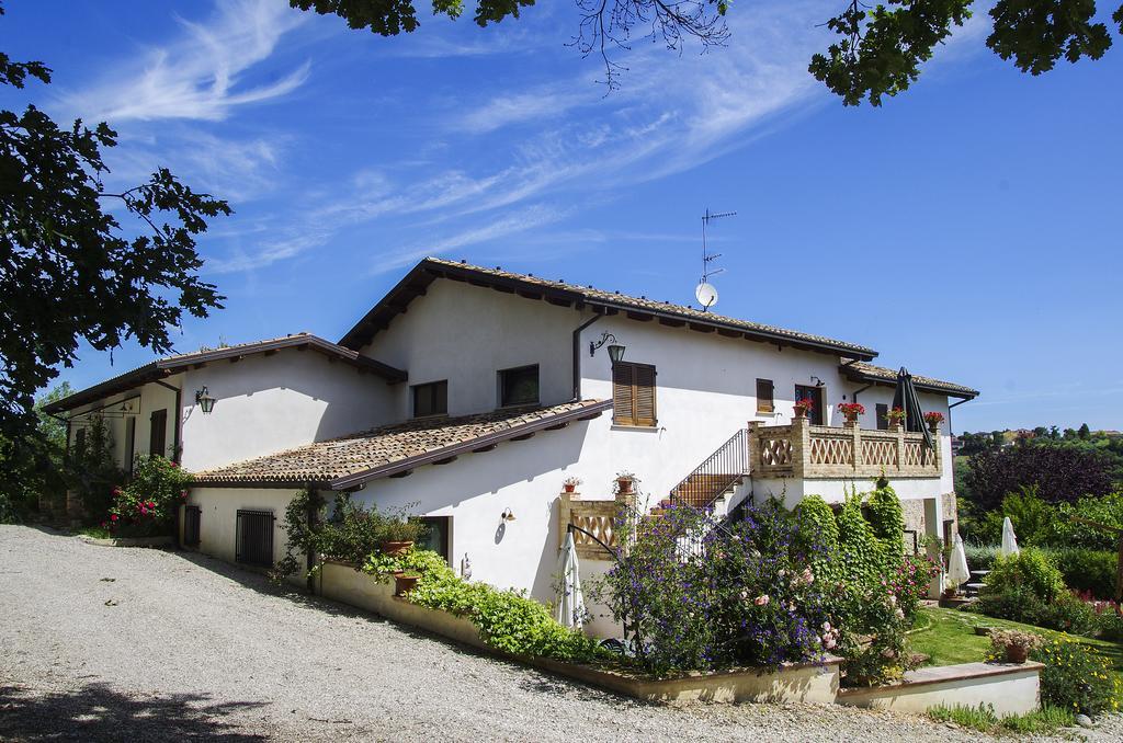 La Locanda Del Picchio Country House Morro dʼOro Kültér fotó